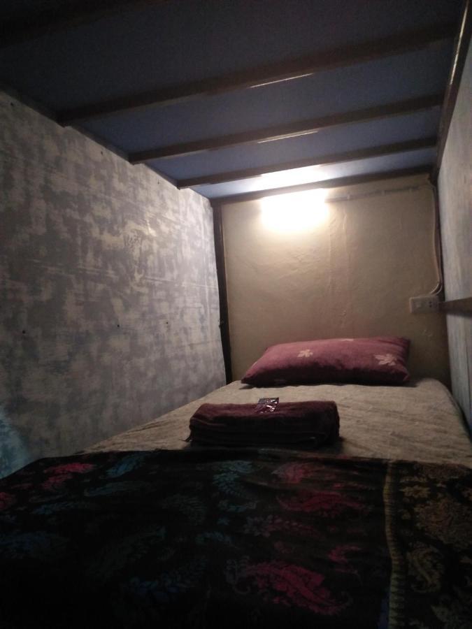 Salty Dog Hostel Telukdalem Εξωτερικό φωτογραφία